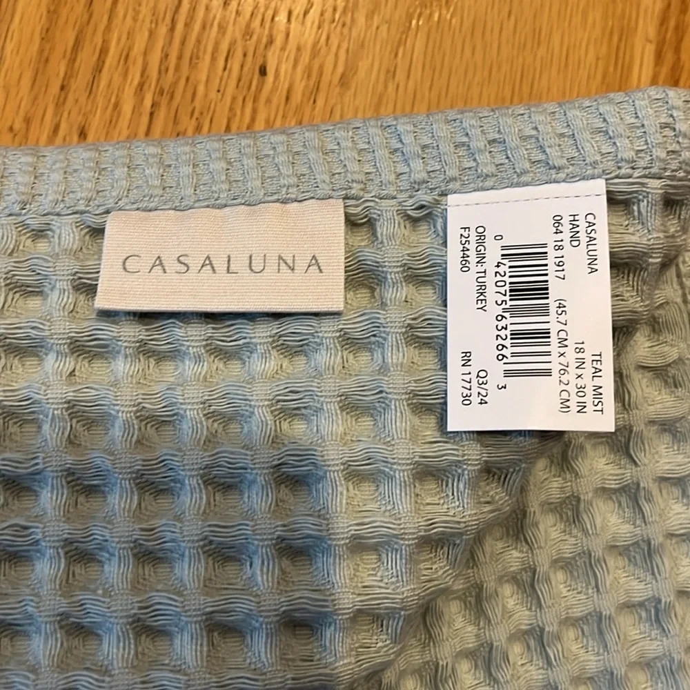 Casaluna Waffle Bathroom Hand Towel NWT Teal mist 18x30